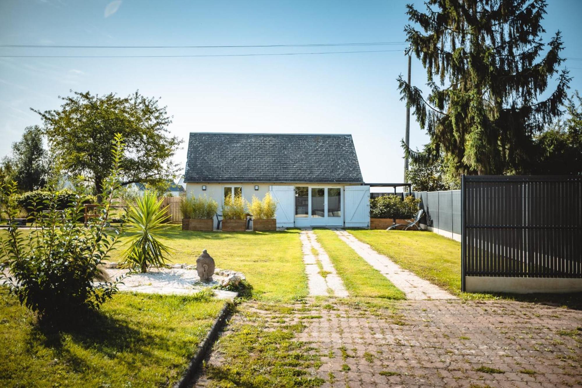 Loft rénové proche des Châteaux de la Loire Druye Esterno foto